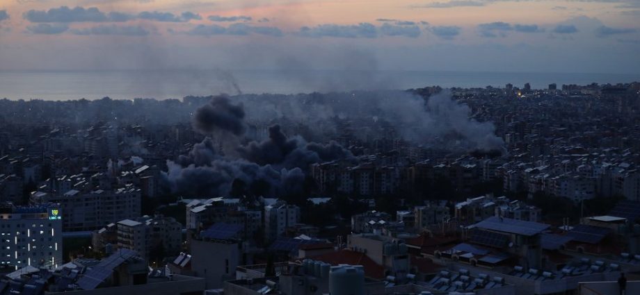 lebanon:-negotiations-in-the-north,-resistance-in-the-south