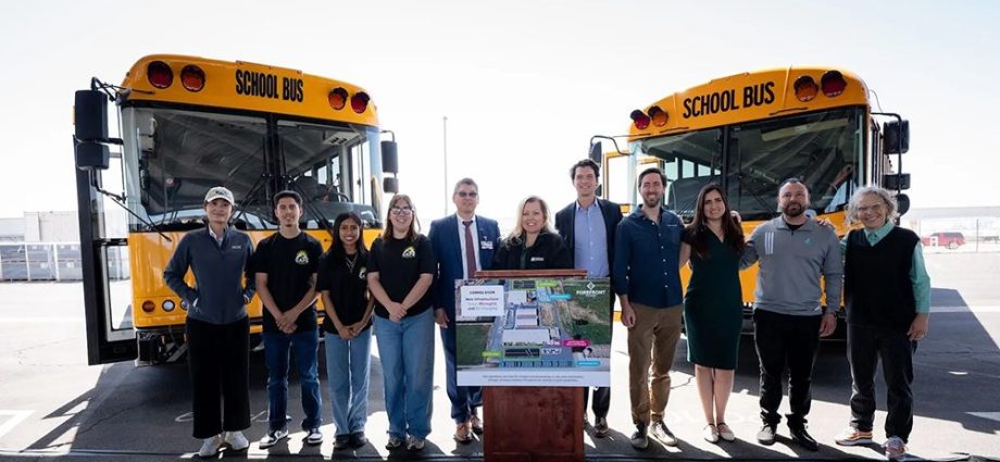 the-mobility-house-enables-smart-charging-and-v2g-for-california-electric-school-bus-fleet