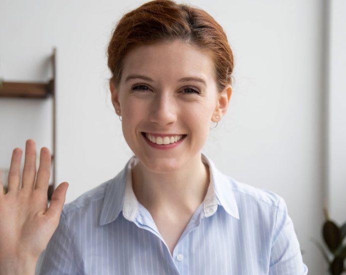 instead-of-saying-‘hey,-guys!’-at-work,-try-these-gender-neutral-alternatives