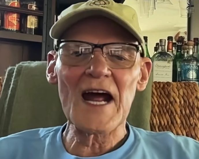 james-carville-slams-democratic-socialists:-‘these-people-are-so-f**king-stupid’