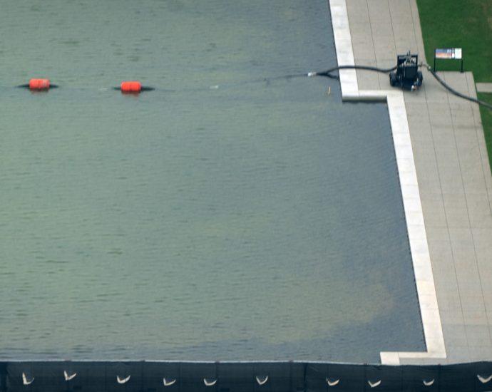 beset-by-problems,-lincoln-memorial-reflecting-pool-being-drained-again