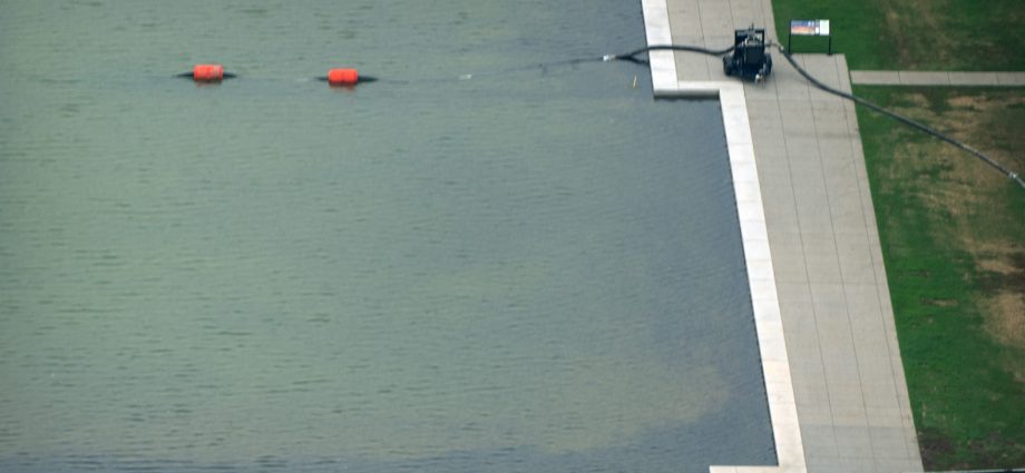 beset-by-problems,-lincoln-memorial-reflecting-pool-being-drained-again