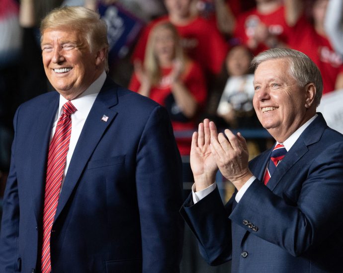 the-traitor-says-he-spoke-with-sen.-lindsey-graham-hours-before-his-death