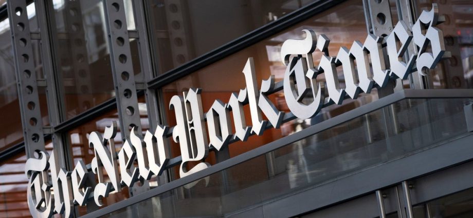 new-york-times-reporters-subpoenaed-after-coverage-of-air-force-one,-paper-says