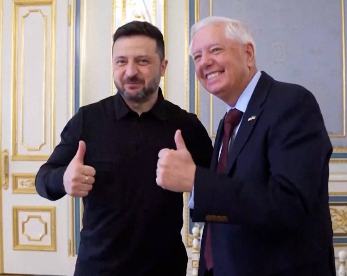 graham-makes-final-remarks-in-ukraine-a-day-before-this-death