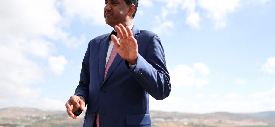 detained-by-settlers,-us-democrat-ro-khanna-now-faces-pro-israel-attacks