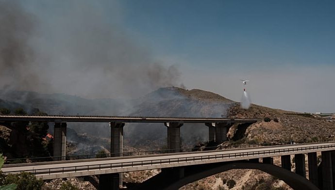spain-wildfire:-firefighters-gain-ground-as-almeria-evacuees-return-home