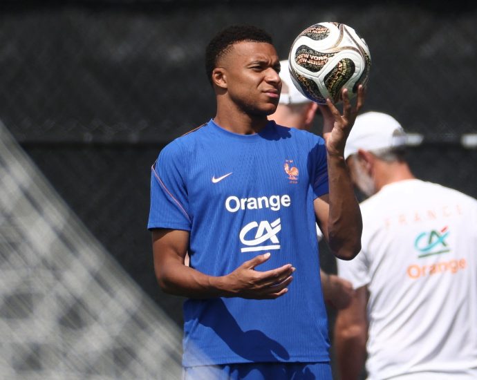 watch-world-cup:-preview-ahead-of-spain-france-semifinal-1