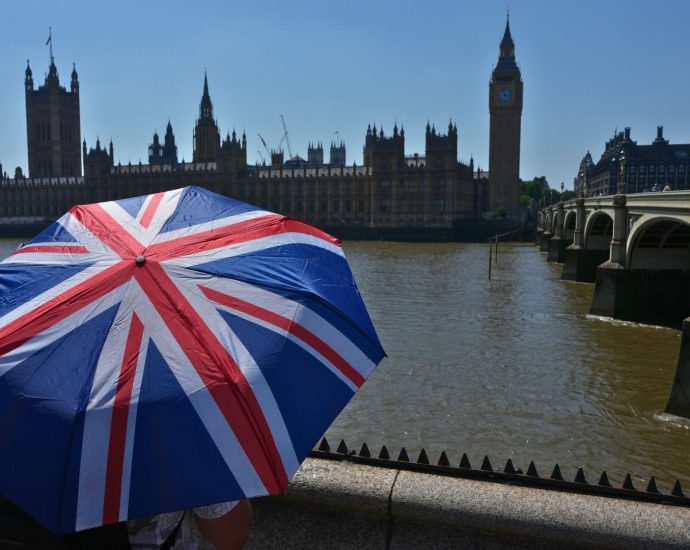 more-than-2,700-deaths-in-uk-linked-to-may,-june-heatwaves