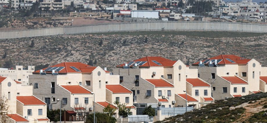 eu-countries-consider-sanctions-on-trade-from-illegal-israeli-settlements