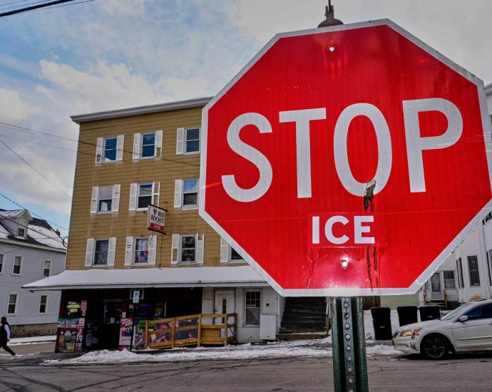 person-killed-in-shooting-involving-ice-agents-in-us-state-of-maine