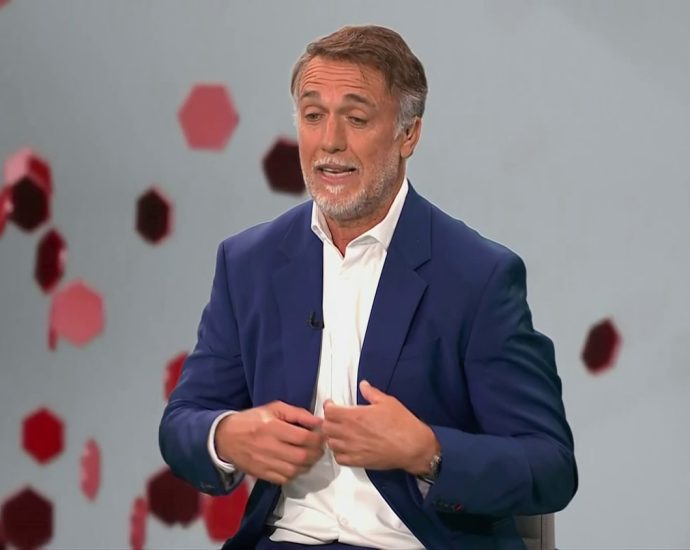 batistuta:-“la-rivalidad-sirve-para-alimentar-el-deseo-de-ganar”-|-rumbo-a-la-gran-final