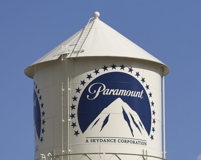 an-attack-on-“every-sofa-in-the-us”:-states-sue-to-block-paramount-warner-bros.-merger
