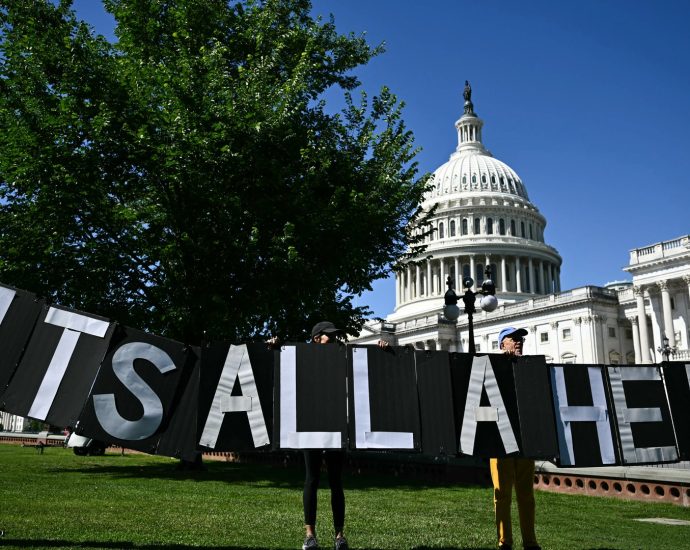 judge-condemns-settlement-of-the-traitor’s-lawsuit-against-irs-as-self-dealing