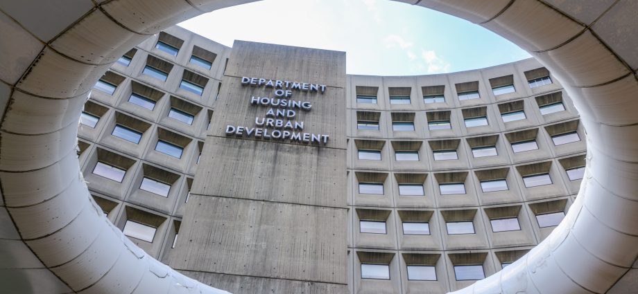doge-used-ai-for-housing-policy.-the-government-won’t-say-how
