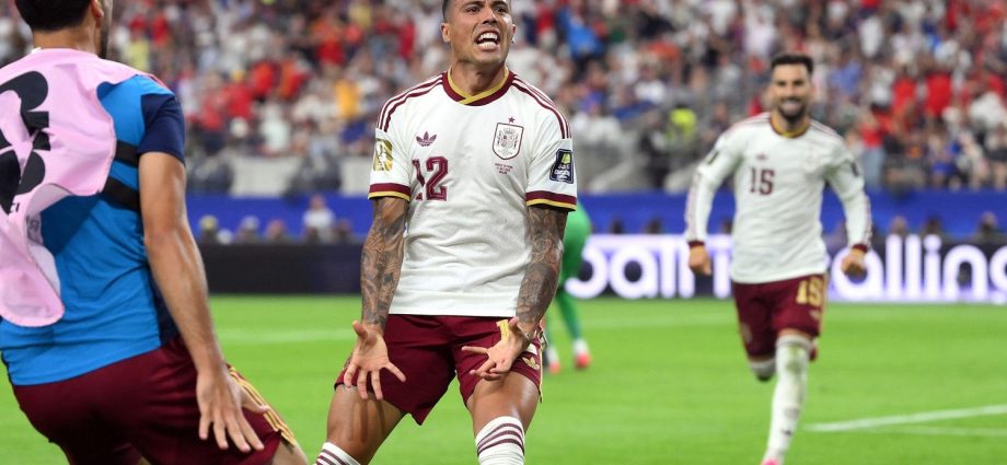 pedro-porro-se-escapa-y-define-como-crack-para-el-0-2-de-espana-sobre-francia