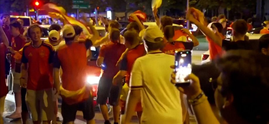 spain-fans-erupt-as-team-reaches-world-cup-final