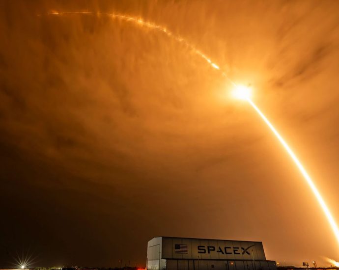 SpaceX launches flight-proven rocket for 600th time, sending Starlink satellites to orbit