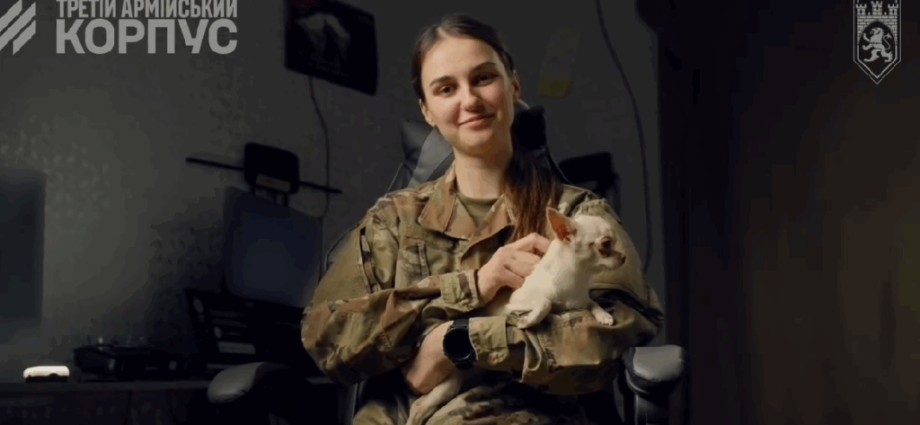 this-ukrainian-female-soldier-flies-one-of-war’s-heaviest-drones.-she-turns-down-promotion-twice-to-keep-doing-it