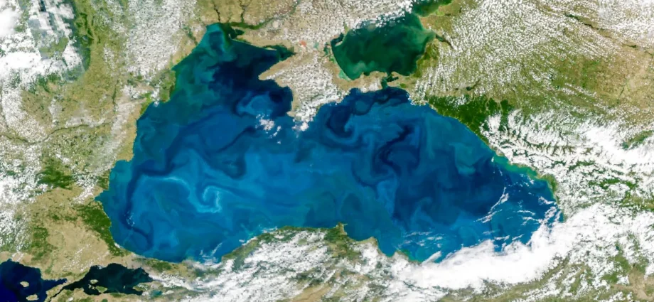 NASA captured the Black Sea turning brilliant turquoise from space