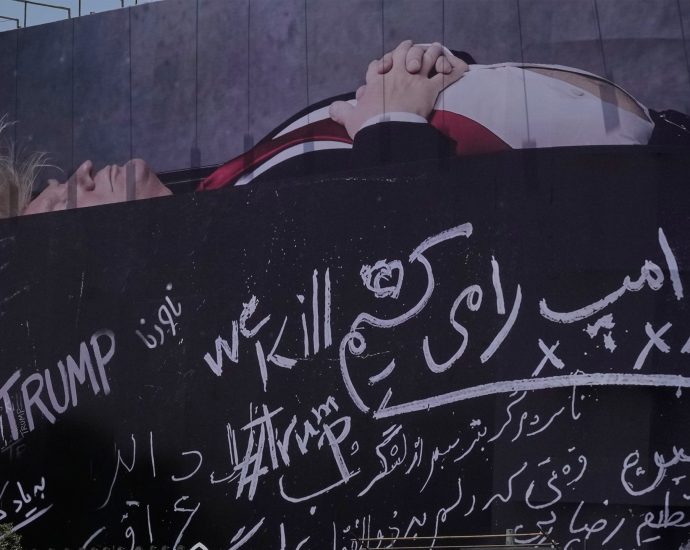 iran-unveils-huge-billboard-showing-the-traitor-in-coffin