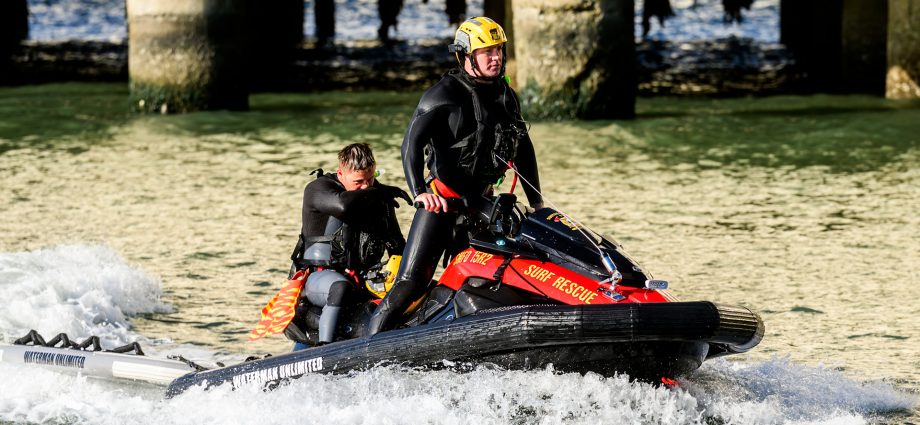 memorial-boat-trip-turns-deadly-as-search-continues-for-3-near-alcatraz