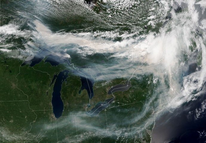 ontario-wildfire-smoke-moves-east