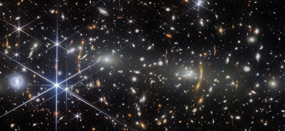 young-galaxy-cluster