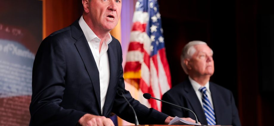maga-senator-says-greenland-needs-to-be-saved-from-“radical-mullahs”