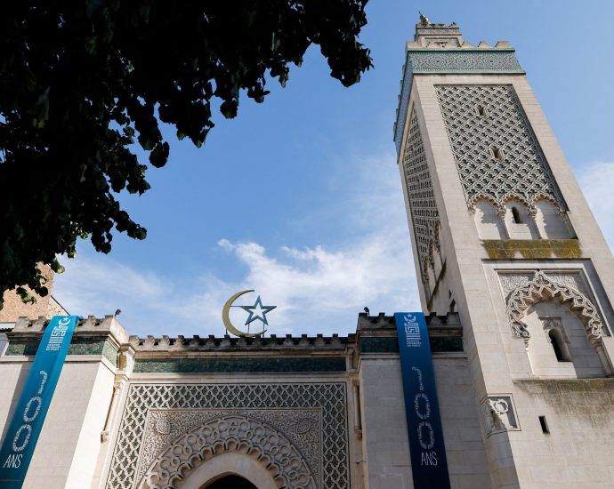 grand-mosque-of-paris-celebrates-100-year-anniversary