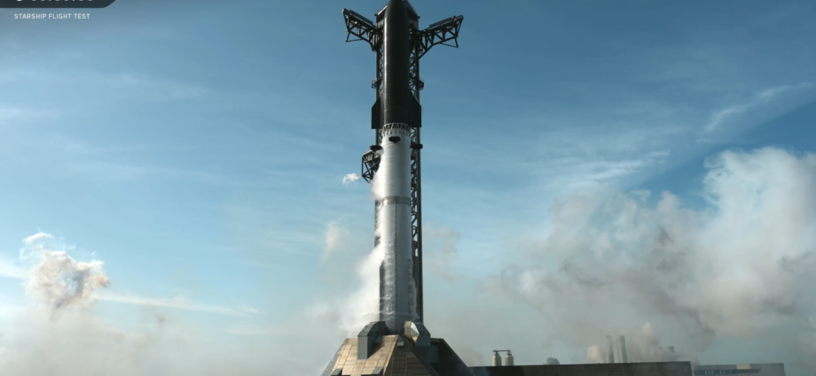 SpaceX’s Starship Flight 13 test launch aborts at last second (video)