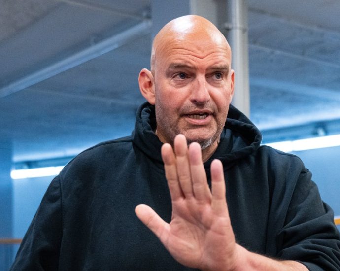 john-fetterman-threatens-to-leave-democratic-party-over-israel
