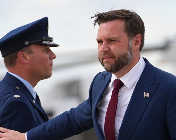 jd-vance’s-‘unprecedented-use-of-government-resources’-is-irking-secret-service:-report