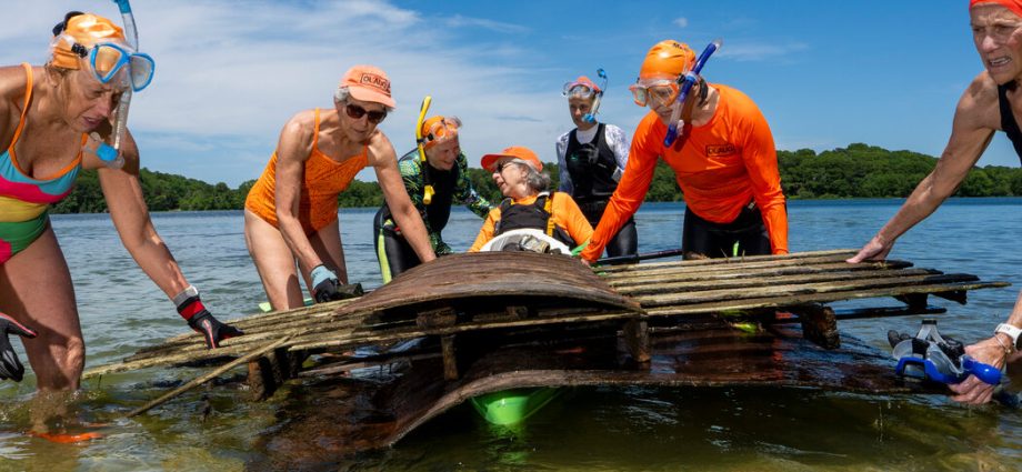 taking-out-the-trash:-these-old-ladies-are-cleaning-up-cape-cod