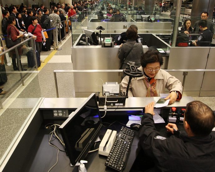 press-freedom-groups-warn-of-chilling-effect-after-cbp-seizes-journalist’s-phones