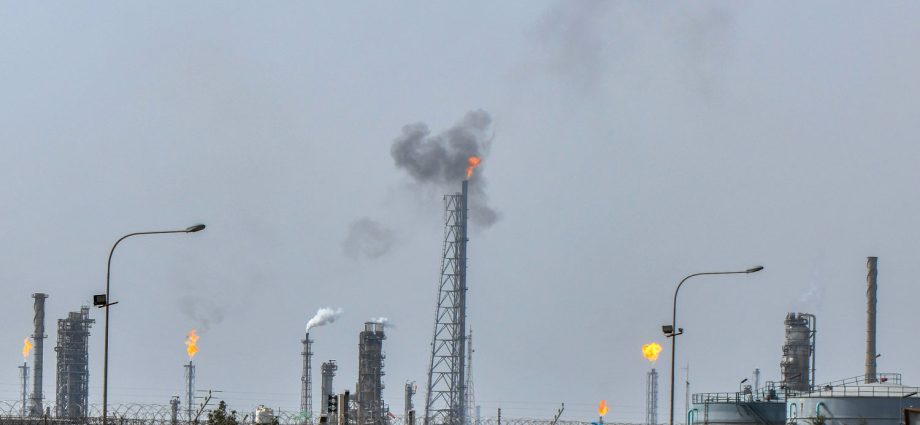 water-and-energy-sites-hit-as-us.-iran-strikes-escalate