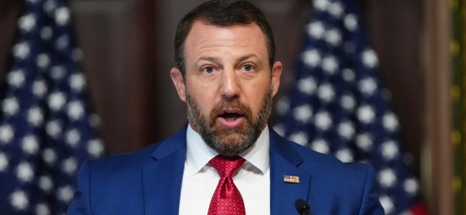 markwayne-mullin-doubles-down-on-the-traitor-speech,-threatens-state-election-officials-with-jail-time