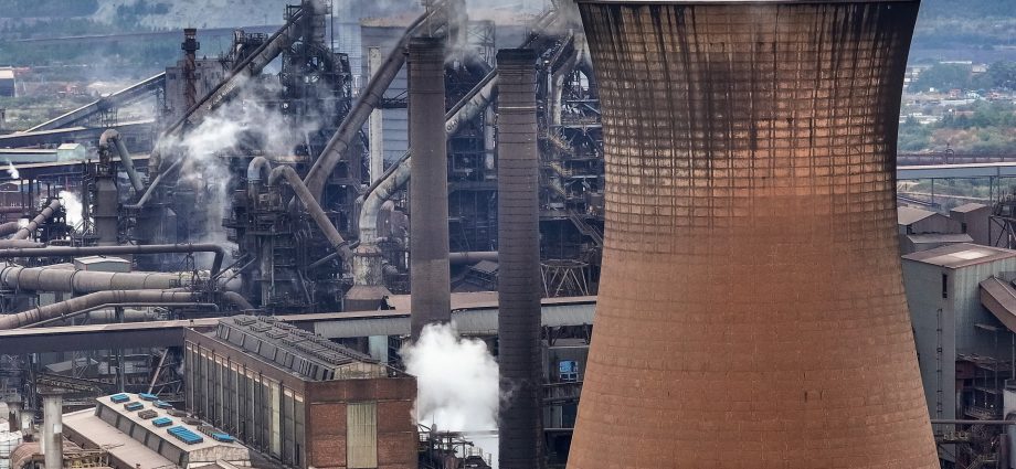 china-warns-uk-over-british-steel-nationalisation,-demands-fair-resolution