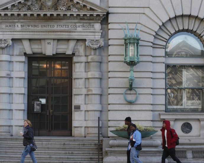 hiring-a-hit-man-to-commit-murder-is-not-always-‘a-crime-of-violence,’-9th-circuit-rules