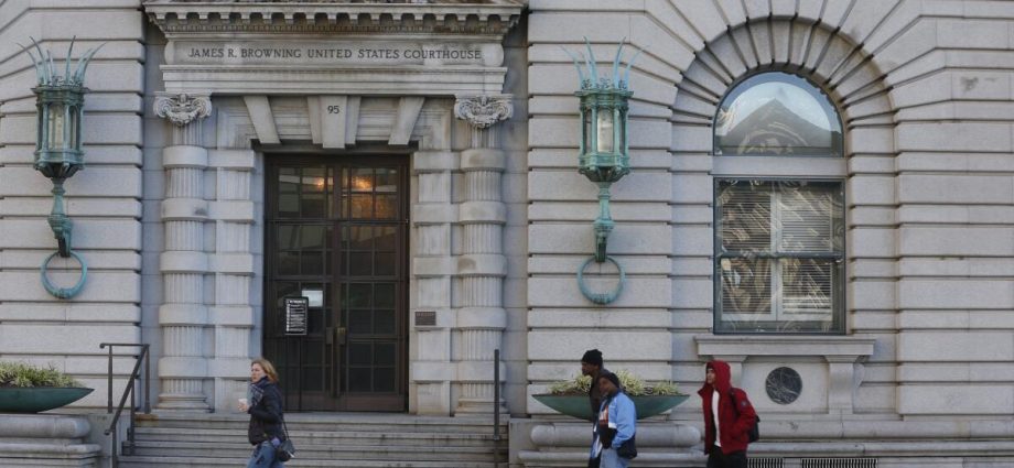 hiring-a-hit-man-to-commit-murder-is-not-always-‘a-crime-of-violence,’-9th-circuit-rules