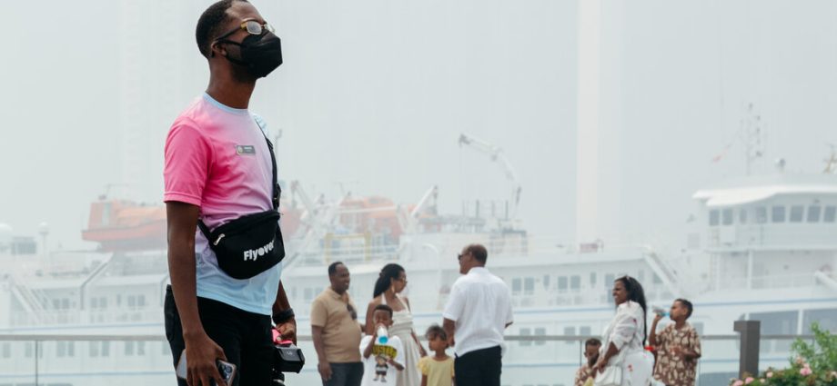 what-the-us-and-canada-can-expect-from-the-wildfire-smoke-this-weekend