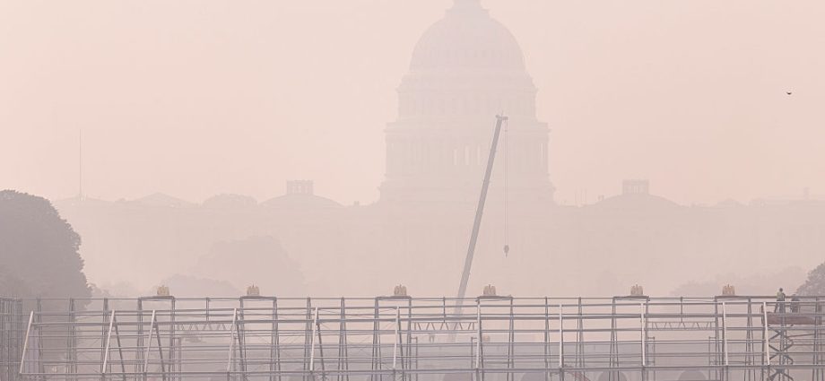 the-latest-thing-the-traitor-wants-to-stop-at-the-border:-smoke