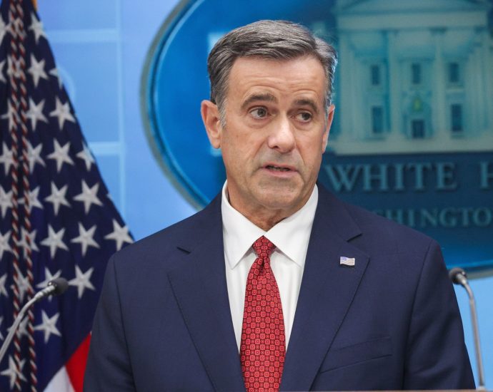 cia-chief-says-russian-recruit-has-20-30-minute-life-expectancy-from-ukrainian-drones