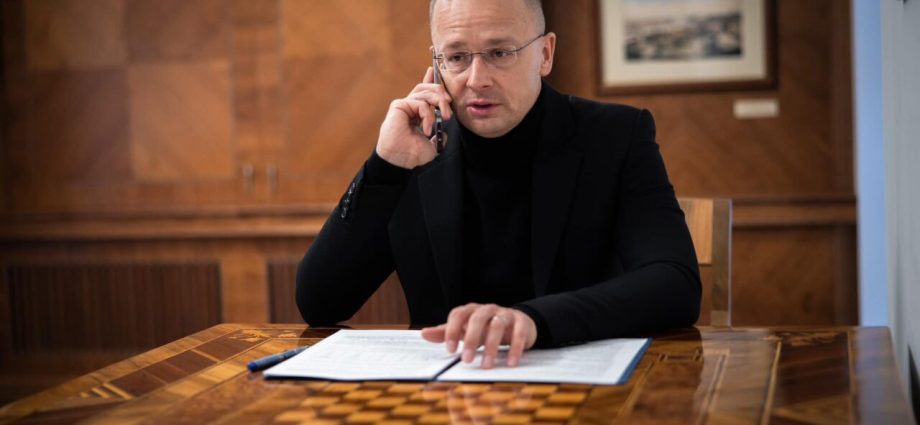 BREAKING: Former FM Szijjártó quits parliament to join Chinese EV giant BYD – UPDATED