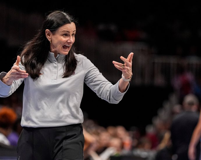 wnba-coach-brondello-suspended-over-inappropriate-comment-at-angel-reese