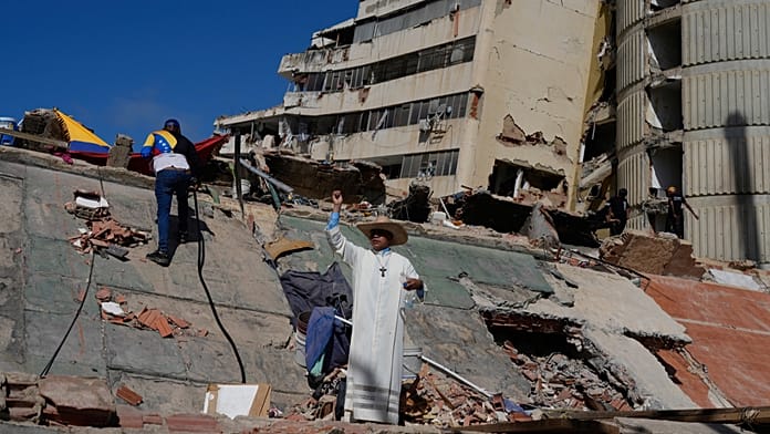 deaths-from-venezuela-earthquakes-rise-above-5,000