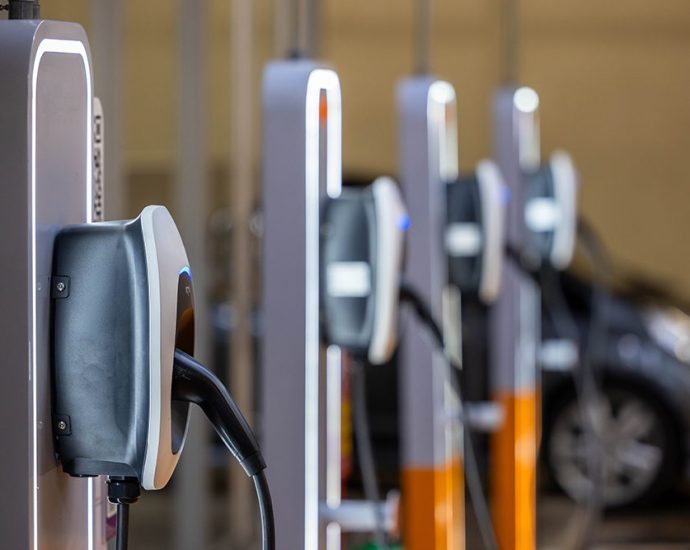wex-integrates-three-more-cpos-with-its-ev-charging-network
