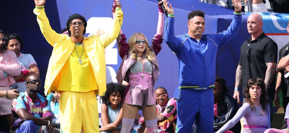 ¡revivelo-aqui!-justin-bieber,-shakira,-madonna-y-bts-brillan-en-el-show-de-medio-tiempo