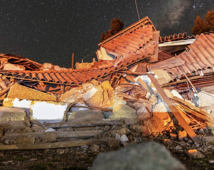 at-least-six-dead-after-earthquake-hits-peru’s-andes-mountains