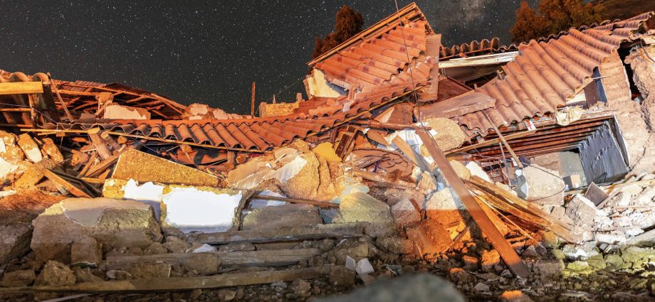 at-least-six-dead-after-earthquake-hits-peru’s-andes-mountains